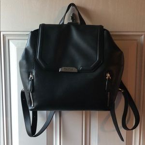 Kenneth Cole Reaction Women’s Backpack